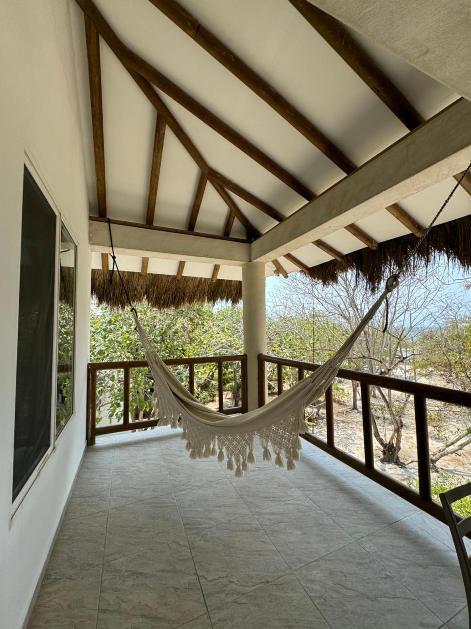 Sabai Beach Hotel Isla Barú Buitenkant foto