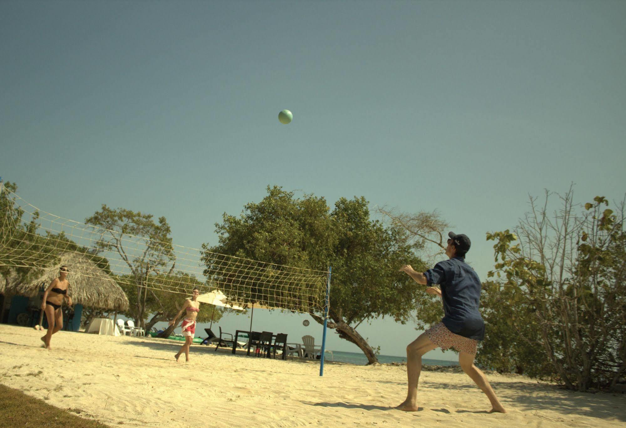 Sabai Beach Hotel Isla Barú Buitenkant foto